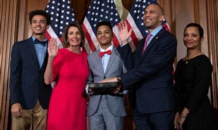 Hakeem Jeffries' Parents: Unveiling the Foundations of a Rising Political Star