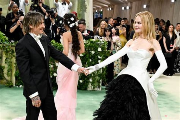 How Tall Is Keith Urban? Discover the Height and More About This Talented Musician