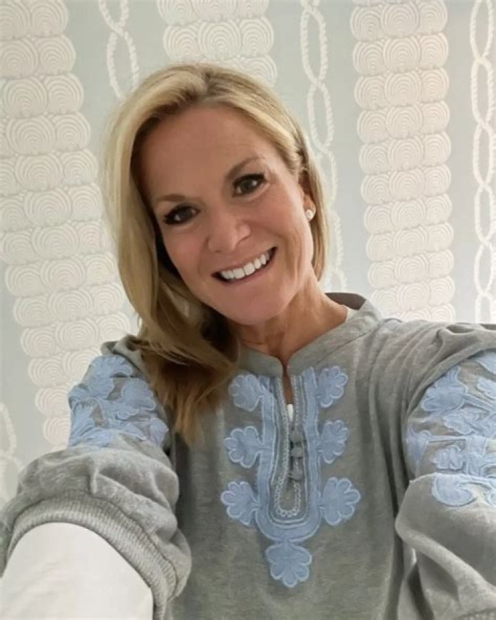 How Tall is Martha MacCallum: A Comprehensive Look at the Renowned Anchor's Height and Career