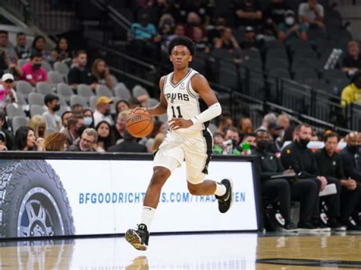 Lamar Jackson Pouse: A Comprehensive Guide to His Career, Achievements, and Legacy